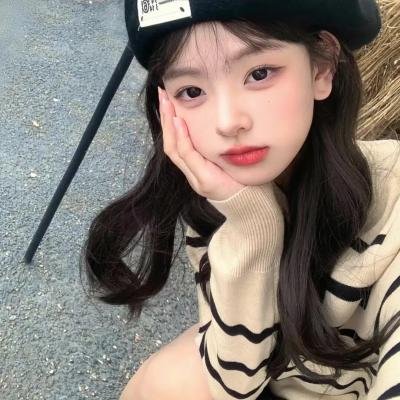我才不要和人类恋爱呢